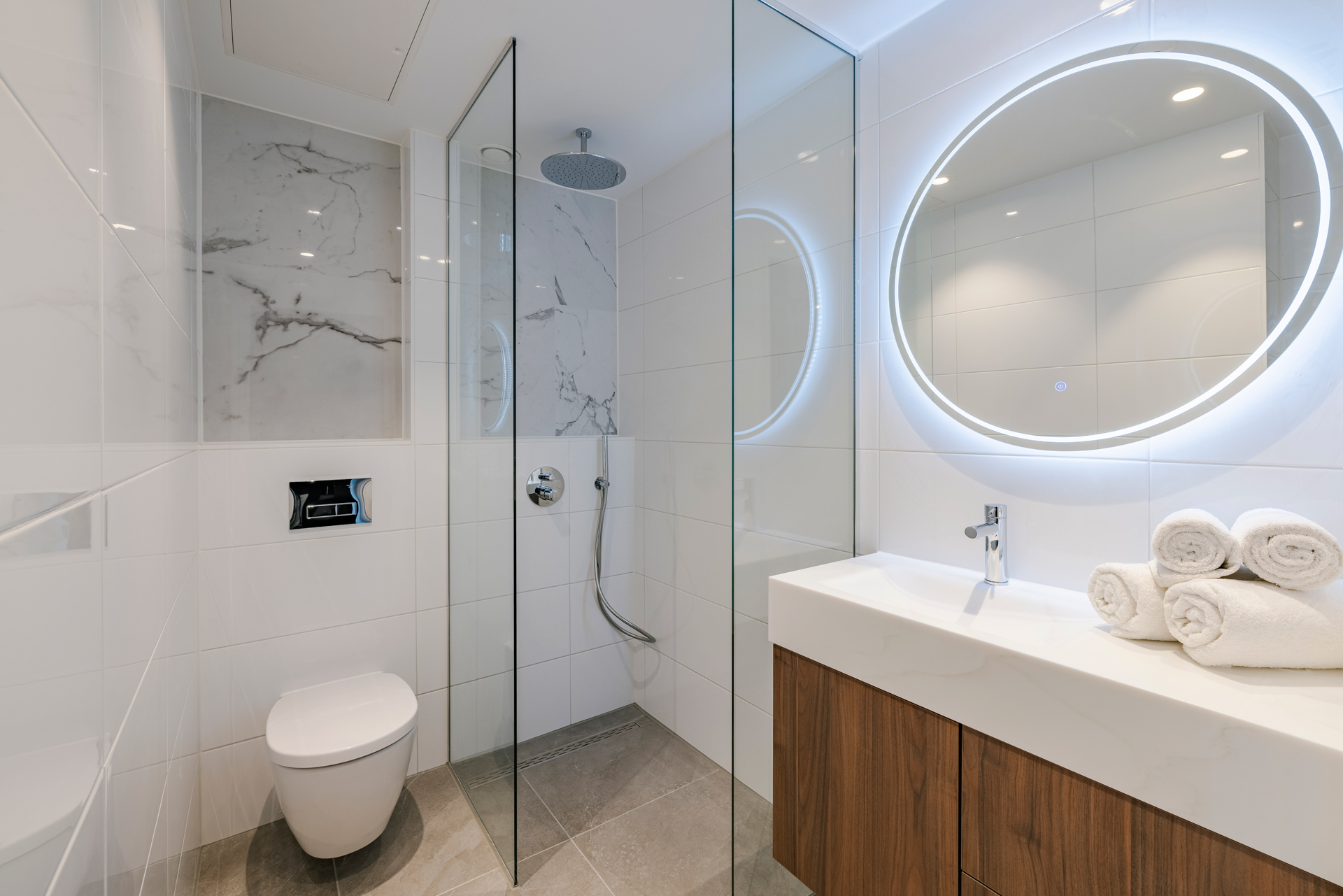 Htel_Executive-Apartment_00001